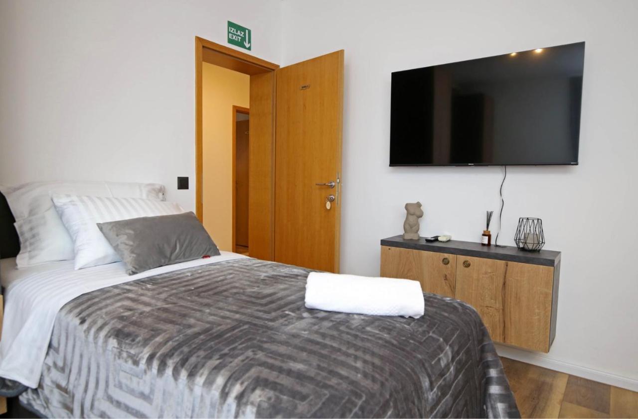 Apartmani Krka Rooms Lozovac Extérieur photo